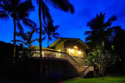 Image de Villa en bord de mer sur la rive nord - Vue sur le jardin