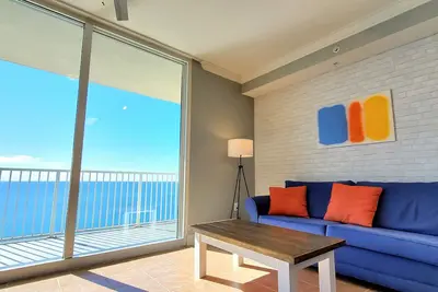 Image de Ocean Front! Octobre commence à partir de 99 $! Frais supplémentaires bas!