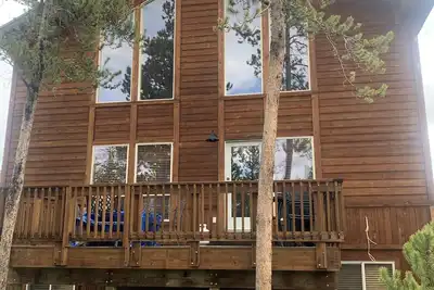 Image de Accueil 5bd \/ 3bth - Grands tarifs! , Central Loc, Vues, 2 espaces de vie, sur la navette gratuite
