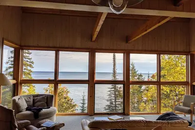 Image de Honeymoon House sur Superior Pebble Beach