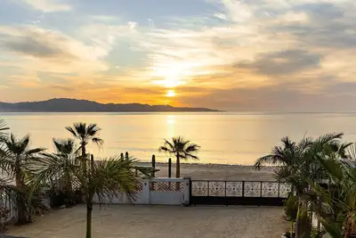 Image de Beachfront-2bd / 2ba Home-On the Sand-Private / Gated- $ 225 / n-Kite, Fish, Snorkel, Relax