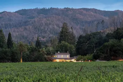 Image de The St. Helena House - À distance de marche du centre-ville (permis n ° Pl19-013)