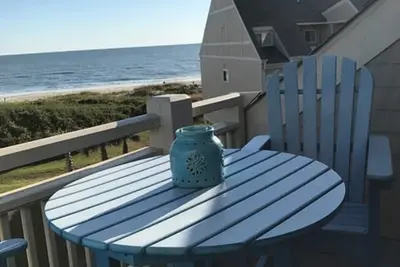 Image de Casa de Ava - Ocean View, bien entretenu, condo sur Caswell Beach