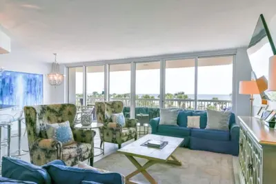 Image de Beach Front 305 - L'endroit parfait pour votre escapade Ă la plage!