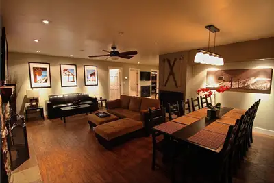 Image de Gondola Lodge Main House Downstairs (2 chambres)