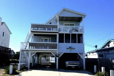 Image de Tsipas Oceanview Walk to Beach Restaurants Films Shopping!