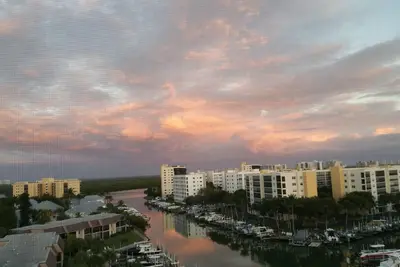 Image de Le meilleur de Palm Harbor. Penthouse 3 Br / 2ba 801e, vue à 270 degrés