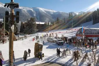 Image de Vrai ski in / ski out, l'emplacement du village principal, réductions disponibles!