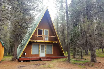 Image de Cabine confortable! Près de l'entrée de Yellowstone! Terrain de golf! Wifi