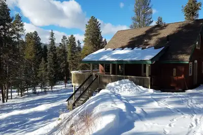 Image de Maison de vacances de ski familiale, à 5 minutes de la rue principale et de la télécabine