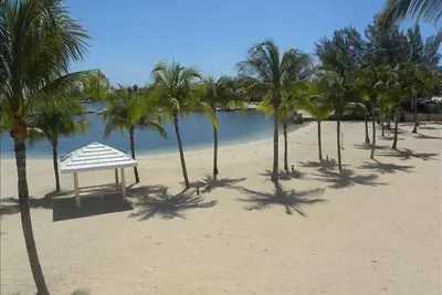 ÉVASION Au Paradis De Beachfront! À Partir De 99 $. 00 \/ Nt Meilleure Valeur! Garanti! !