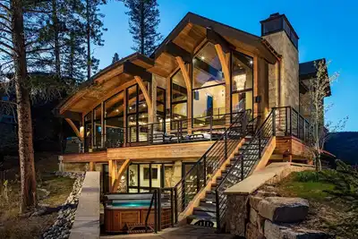 Image de Chateau Bella Rose - Incroyable nouveau True Ski In / Out! ! 7 chambres, 26 couchages