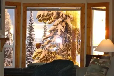 Image de Amusez-vous avec le coco Family-Hot by the Fire et après le ski hot tub!