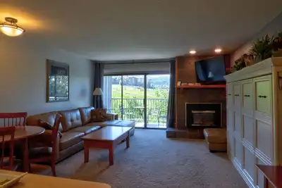 Image de Au coeur de la base & Mnt Village Hot Tub Sauna Ski Mountain Views