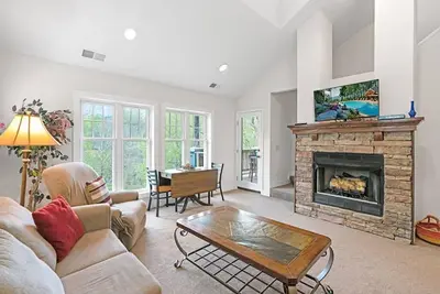 Image de Echota Woods 131 - À proximité des attractions de la campagne, communauté fermée, condo au dernier étage, piscines - 10% de remise dernière minute - réduction incluse dans le devis en ligne