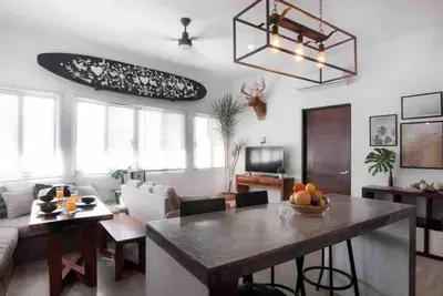 Image de Magnifique penthouse moderne - Ă quelques pas de la plage ou de la place