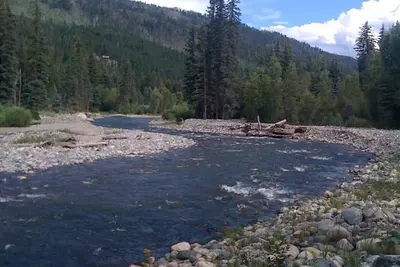 Crosshouse Cabine sur Vallecito Creek