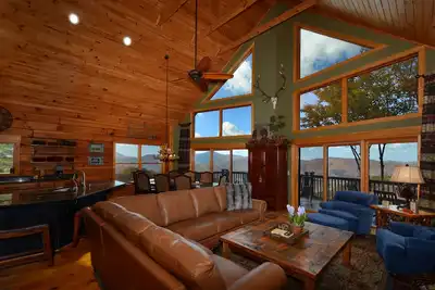 Image de ☆ Pano de luxe rustique. Voir ☆ 3 rois / 5 autres ☆ bain à remous ☆ foyer extérieur ☆ cheminée ☆ ski près ☆