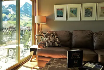Image de 😎 Marchez Sur Les Pistes! Navette Gratuite, Piscine, Hot Tub, Vues Panoramiques 3br \/ 3bth Mises À Jour