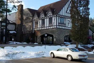 Image de Peek n Peak 4 chambres avec mezzanine 2. 5 salles de bain Golf \/ Ski Condo