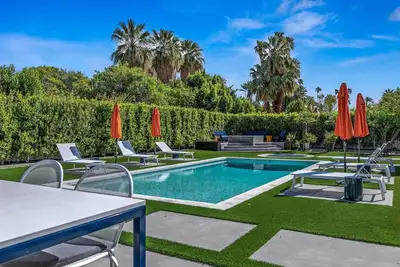 Image de Movie Colony Walled & Gated Estate-Ville de Palm Springs Location Id # 3139