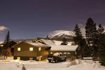 Image de Escapade en montagne au centre - à quelques minutes des stations de ski de classe mondiale