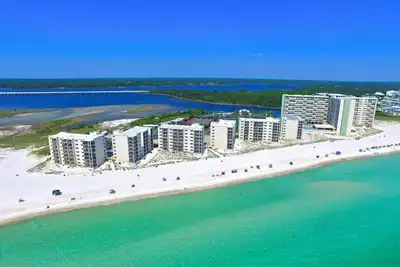 Image de Condo Emerald Waters Ă Pinnacle Port ~ Grand lieu de vacances au bord du lac et du golfe! ! !