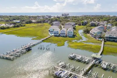 Image de ~ 'Sail Away' ~ Meilleures vues au bord de l'eau ~ Piscine ~ Heart of Folly Beach!