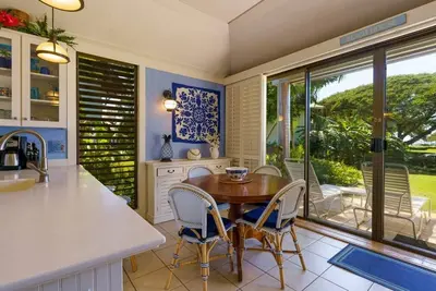 Image de Charmant Bungalow Beach & Blue & White! Très bien situé et à 200 mètres de l'océan