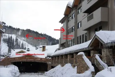 Image de Ski-in ski out au Silver Lake Village - à quelques pas de l'ascenseur