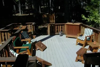 Image de Chambre spacieuse 5 Br / 3 Ba Great Location Tahoe City Home