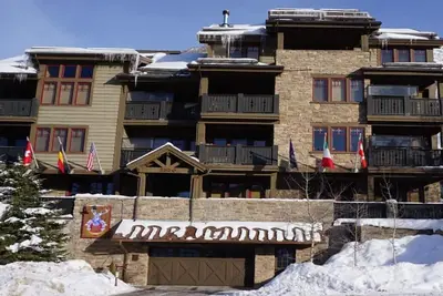 Image de Red Stag Lodge Lower Dv, à pied du Snow Park Lodge & St. Regis