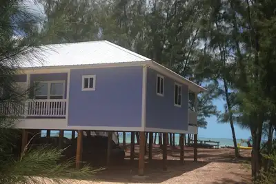 Image de \"Baha Mara\" - Nouveau front de mer de Tarpum Bay