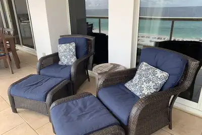 Image de Chaises de plage Plus 1 heure de kayak ou de paddle par jour inclus!