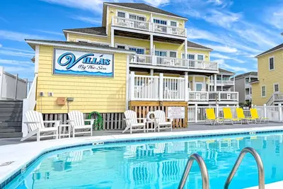 Image de Oceanfront - Piscine - Spa privatif sur le pont en bord de mer