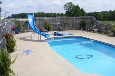 Image de Piscine PRIVÉE INTÉRIEURE Et Spa / -Private / Fishing Pond-Pond-Basketball Court-L @@ K!