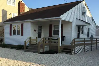 Image de 2020 semaines disponibles. Maison unifamiliale Oceanside - récemment rénovée