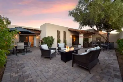Image de Tarifs d'été / McCormick Ranch Santa Fe - Cour privée - Fire Pit & Hot Tub