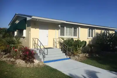 Image de Belle maison d'hôtes sur 5 acres. Près des Everglades, Biscayne Bay, Fl Keys