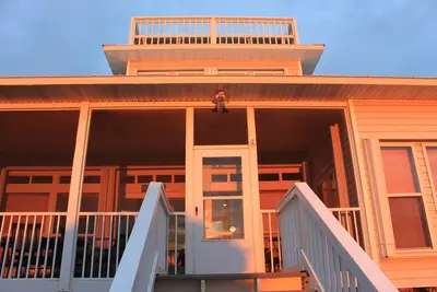Image de Sandcastle - Belle maison sur la plage du golfe avec promenade privée