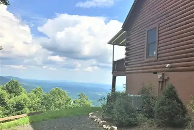 Image de Private Mountain Top Cabin sur Blue Ridge Parkway; Amazing View 7 villes Nc \/ Va