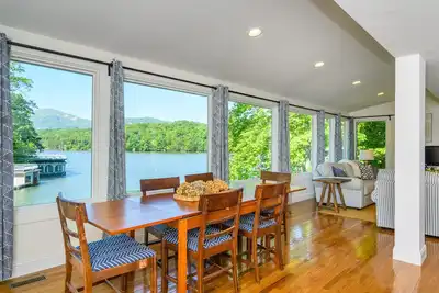 Image de ❤️❤️ ❤️❤️ Spacieuse maison rénovée au bord du lac avec une vue imprenable dans une anse tranquille