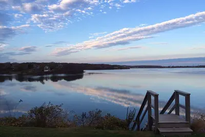 Image de Waterfront Cottage Perfection