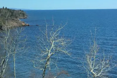 Image de Belle maison de ville du Minnesota sur le lac Supérieur ~ Vue incroyable