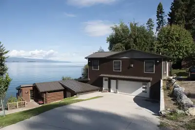 Image de Restauré Resort Cabin 1940 sur le lac Flathead, ~ ~ Mt