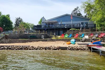 Image de L'escapade parfaite pour toute saison. Reserve maintenant!