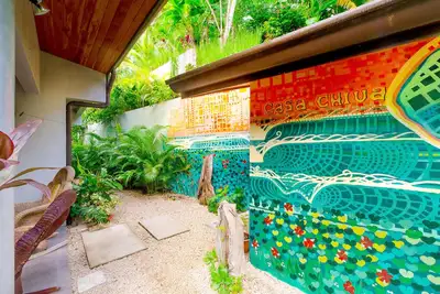 Image de * Marche pour Guiones Beach * Nouveau * * piscine d'eau salée fraîche tropicale confortable, la maison de plaisir! ! prendre plaisir!