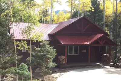 Image de Ski-in, Ski-out Cabin, Beautiful Mountain Retreat on the Heading Home Ski Run