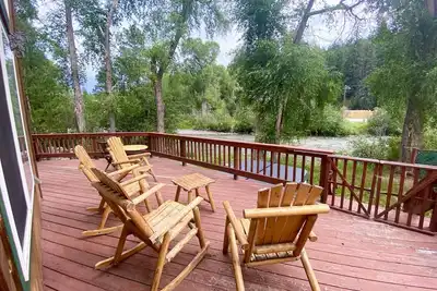 Image de Maison magnifique sur la rivière San Juan! Dates d'avril et mai encore disponibles!