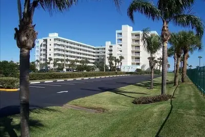 Image de Direct Ocean, condo 3 ch 2 sdb, balcon enveloppant, WIFi, magnifique